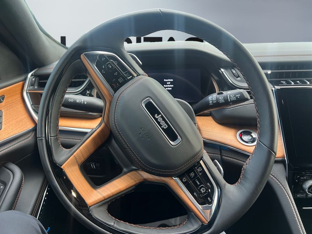 2025 Jeep Grand Cherokee Summit Reserve 4x4