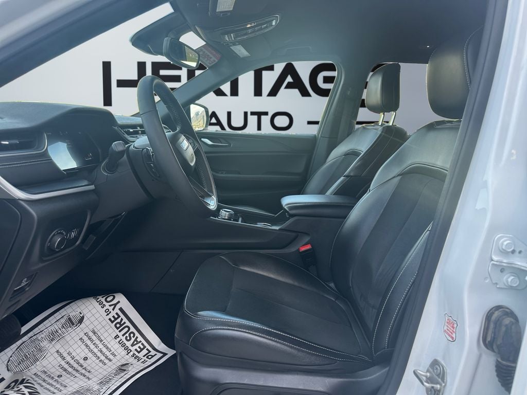 2024 Jeep Grand Cherokee L Altitude 4x4