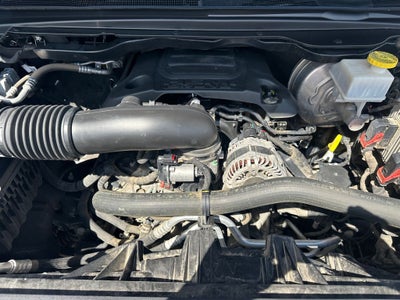 2020 RAM 1500 Laramie Crew Cab 4x4 5'7' Box