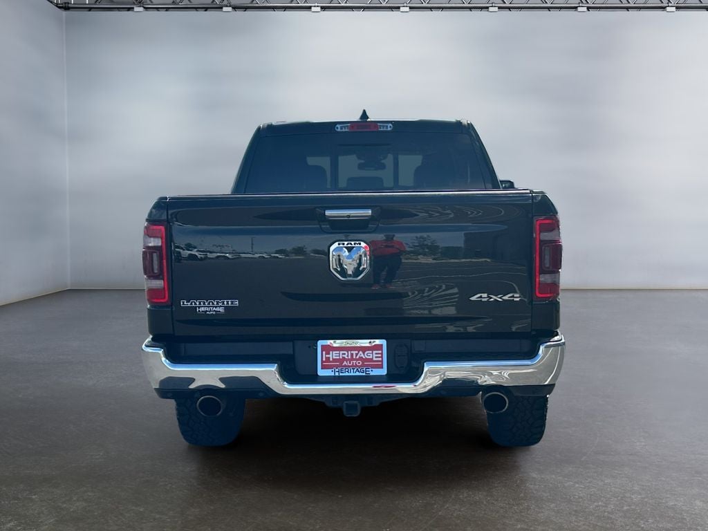 2020 RAM 1500 Laramie Crew Cab 4x4 5'7' Box