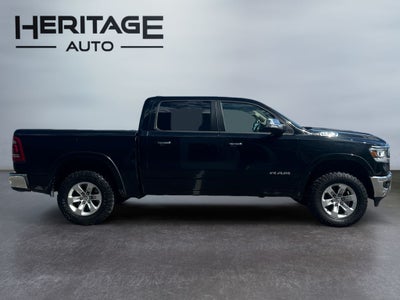 2020 RAM 1500 Laramie Crew Cab 4x4 5'7' Box