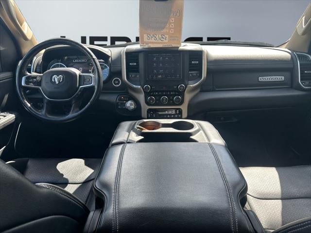 2020 RAM 1500 Laramie Crew Cab 4x4 5'7' Box