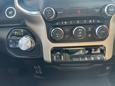2020 RAM 1500 Laramie Crew Cab 4x4 5'7' Box