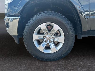 2020 RAM 1500 Laramie Crew Cab 4x4 5'7' Box