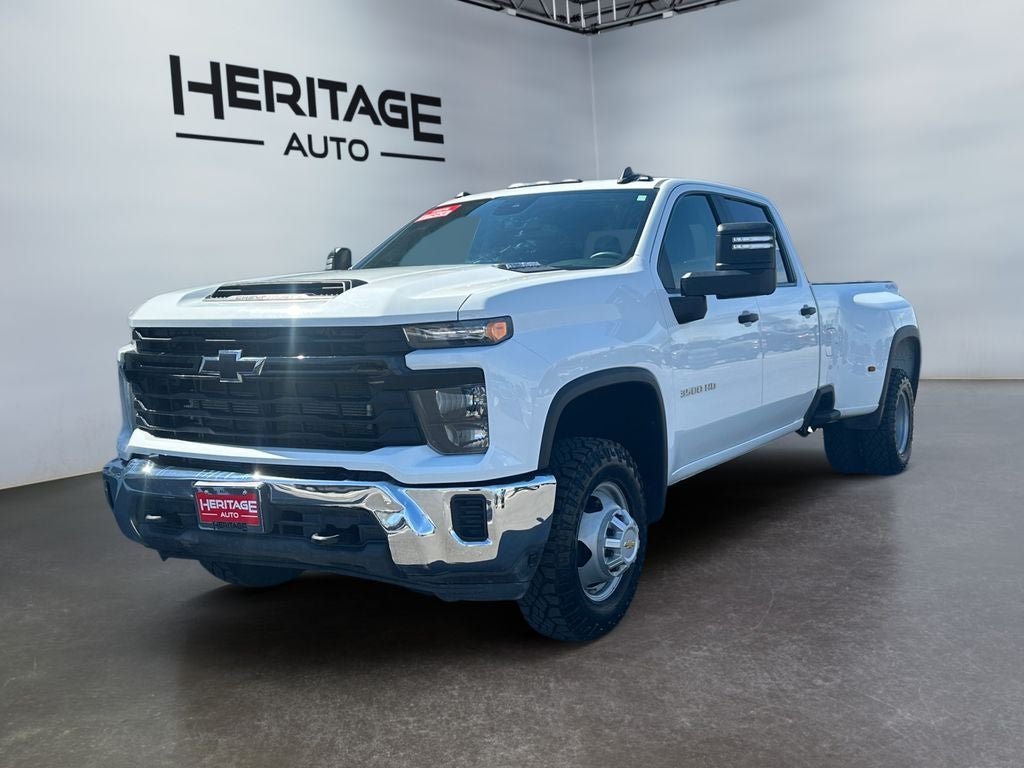 2024 Chevrolet Silverado 3500HD 4WD Crew Cab Long Bed Work Truck