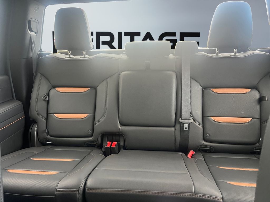 2025 GMC Sierra 2500HD 4WD Crew Cab Standard Bed AT4