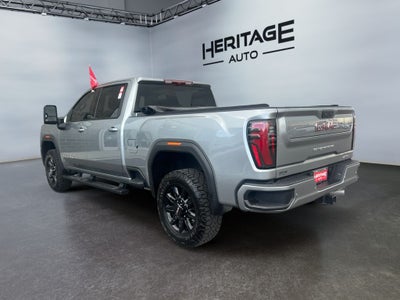 2025 GMC Sierra 2500HD 4WD Crew Cab Standard Bed AT4
