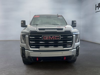 2025 GMC Sierra 2500HD 4WD Crew Cab Standard Bed AT4
