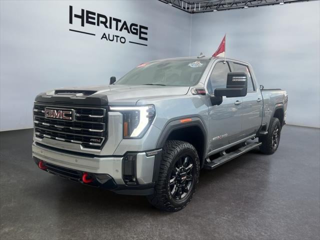 2025 GMC Sierra 2500HD 4WD Crew Cab Standard Bed AT4