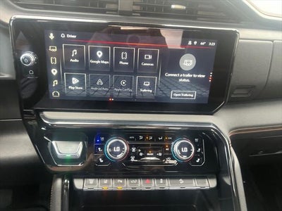 2025 GMC Sierra 2500HD 4WD Crew Cab Standard Bed AT4