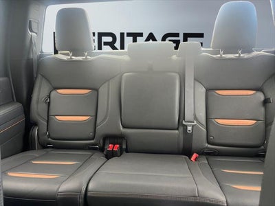 2025 GMC Sierra 2500HD 4WD Crew Cab Standard Bed AT4