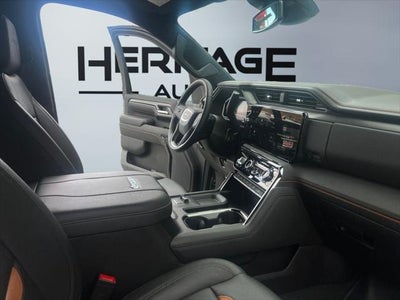 2025 GMC Sierra 2500HD 4WD Crew Cab Standard Bed AT4
