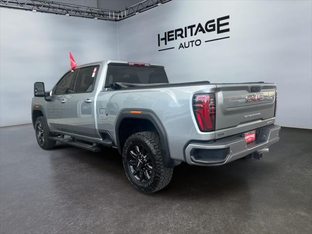 2025 GMC Sierra 2500HD 4WD Crew Cab Standard Bed AT4