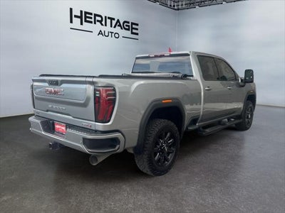 2025 GMC Sierra 2500HD 4WD Crew Cab Standard Bed AT4