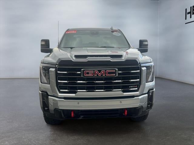 2025 GMC Sierra 2500HD 4WD Crew Cab Standard Bed AT4