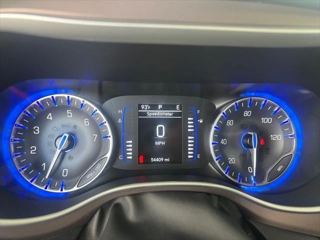 2021 Chrysler Voyager L