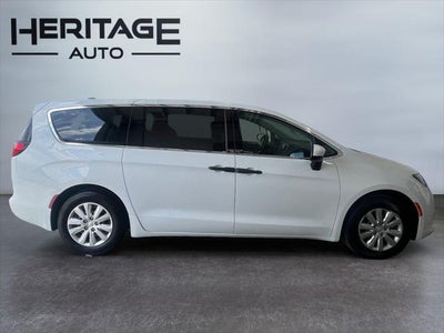 2021 Chrysler Voyager L