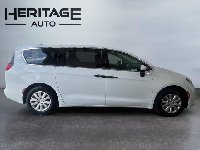 2021 Chrysler Voyager L