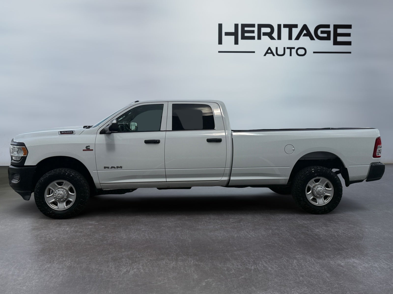 2021 RAM 3500 Tradesman Crew Cab 4x4 8' Box