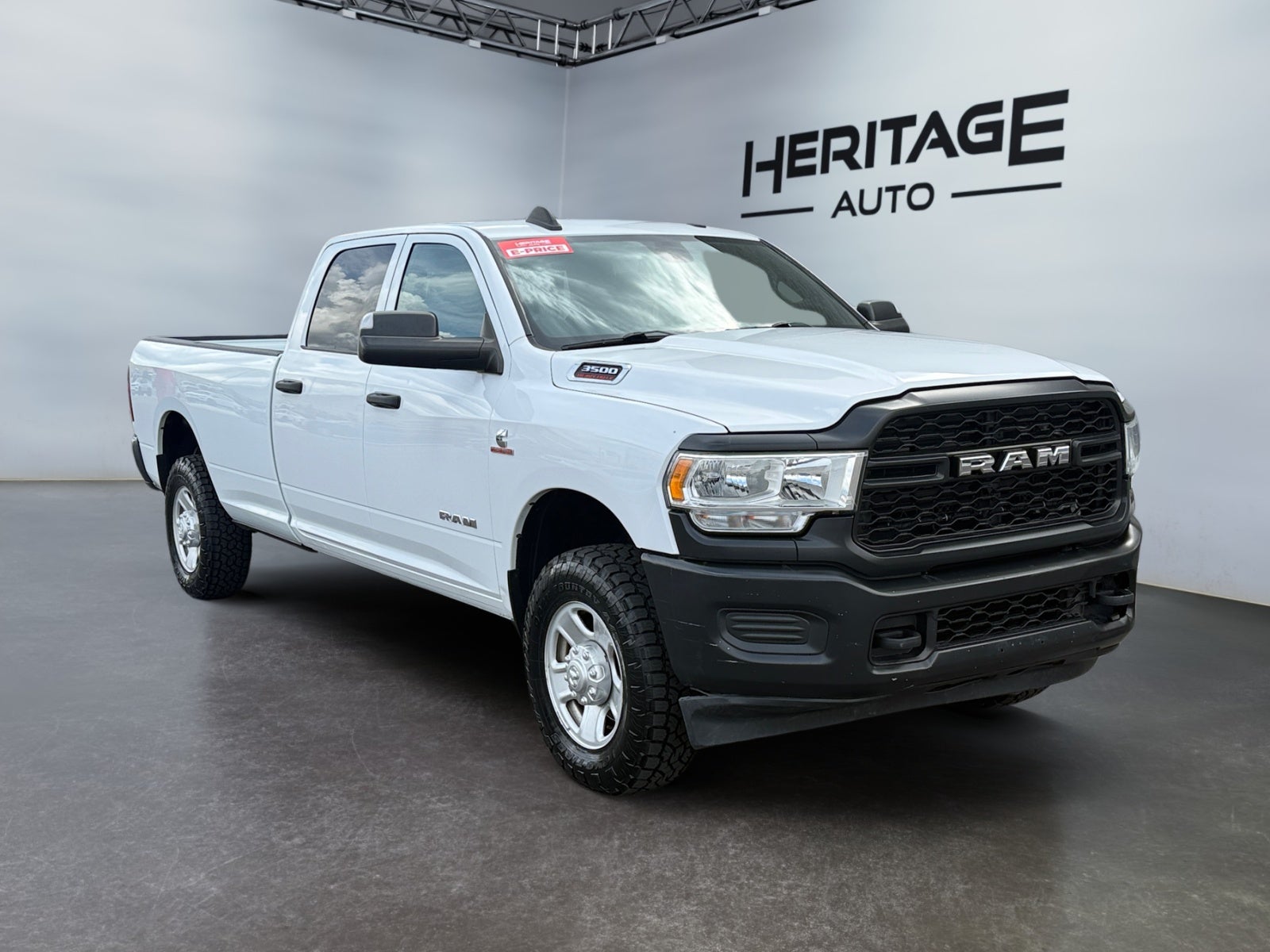 2021 RAM 3500 Tradesman Crew Cab 4x4 8' Box