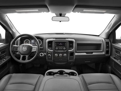 2017 RAM 1500 Express Crew Cab 4x4 5'7' Box