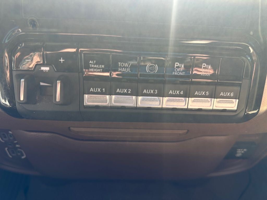 2021 RAM 2500 Laramie Crew Cab 4x4 6'4' Box