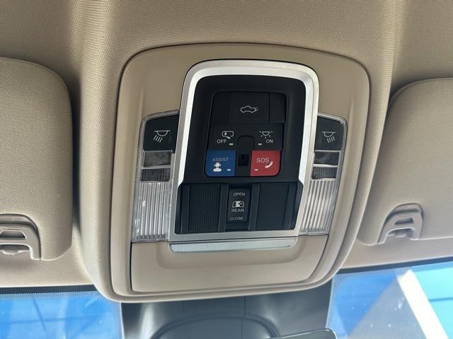 2021 RAM 2500 Laramie Crew Cab 4x4 6'4' Box