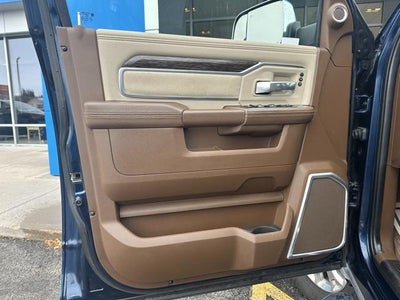 2021 RAM 2500 Laramie Crew Cab 4x4 6'4' Box