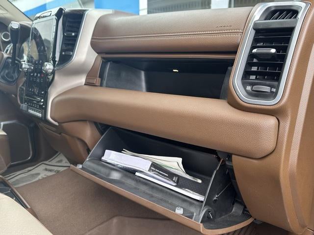 2021 RAM 2500 Laramie Crew Cab 4x4 6'4' Box
