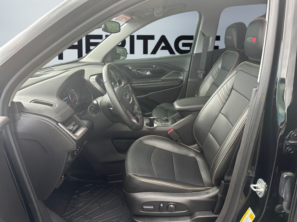 2024 GMC Terrain AWD AT4