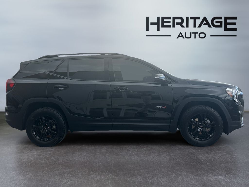 2024 GMC Terrain AWD AT4