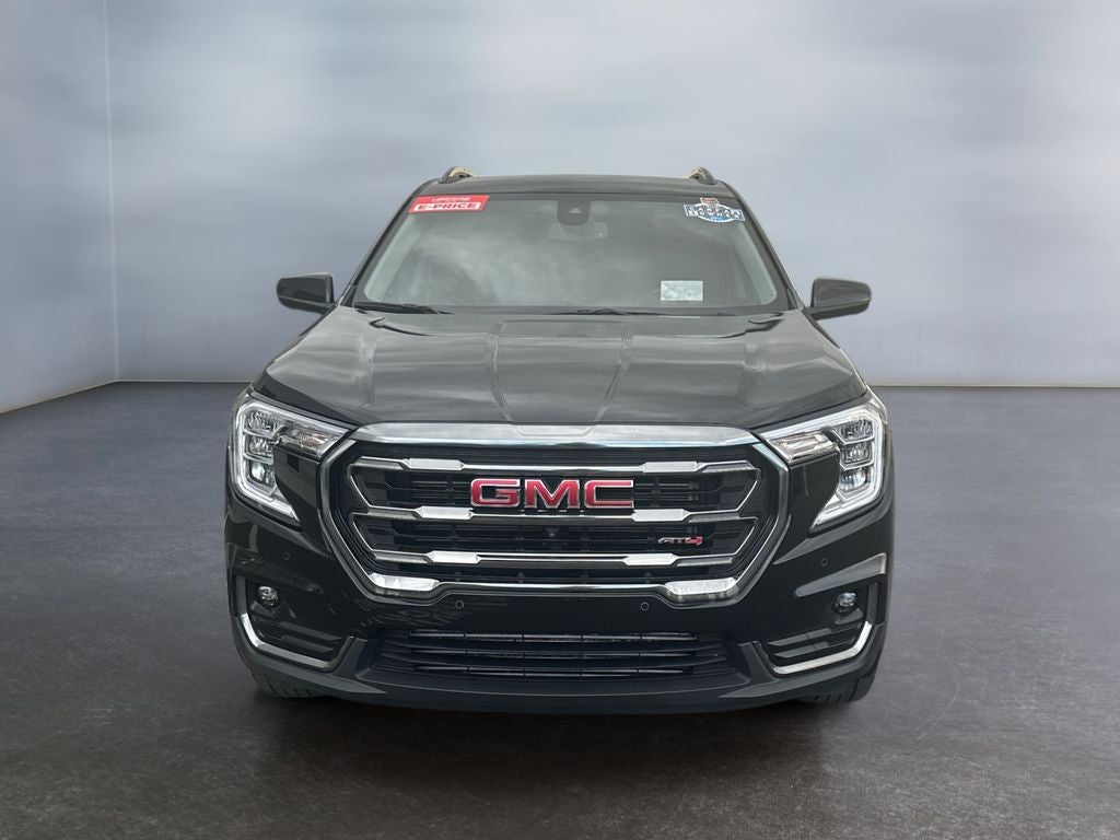 2024 GMC Terrain AWD AT4