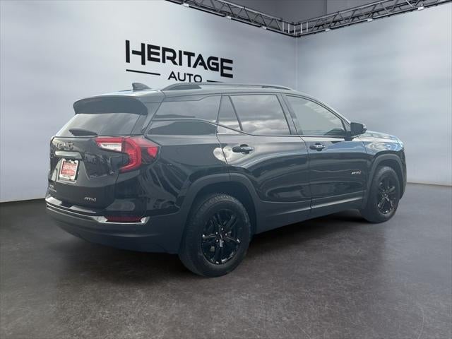 2024 GMC Terrain AWD AT4
