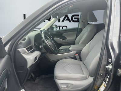 2022 Toyota Highlander Hybrid LE