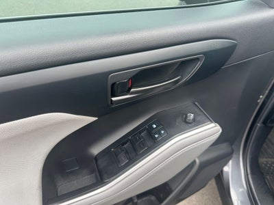 2022 Toyota Highlander Hybrid LE