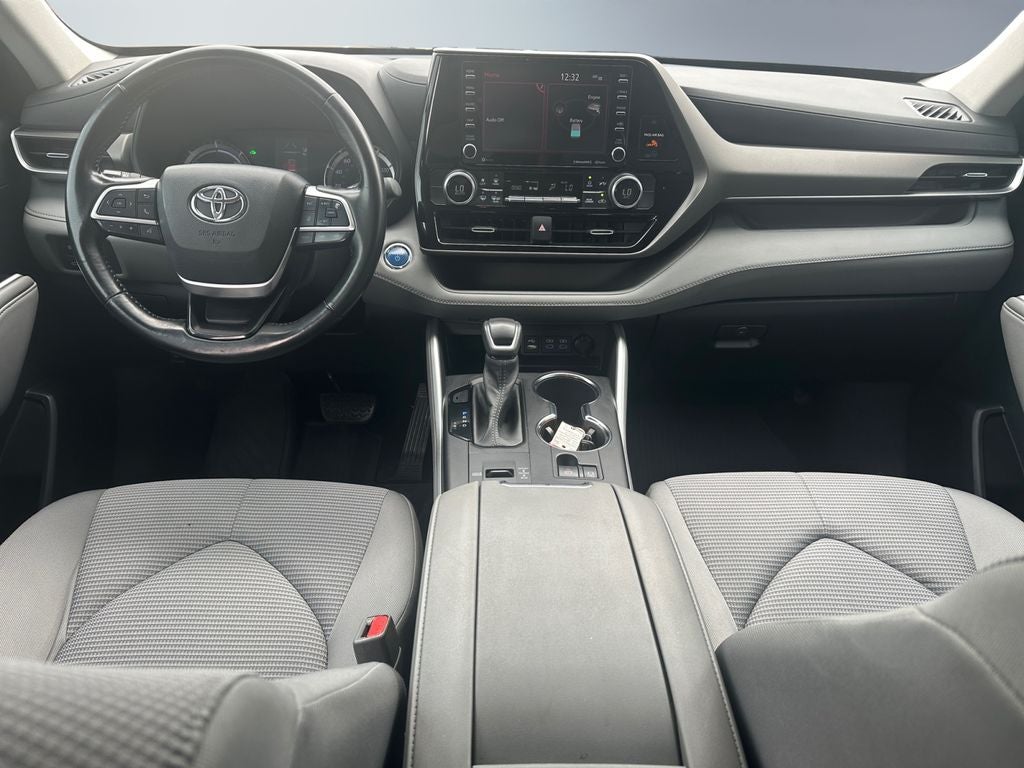 2022 Toyota Highlander Hybrid LE