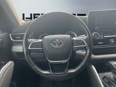 2022 Toyota Highlander Hybrid LE
