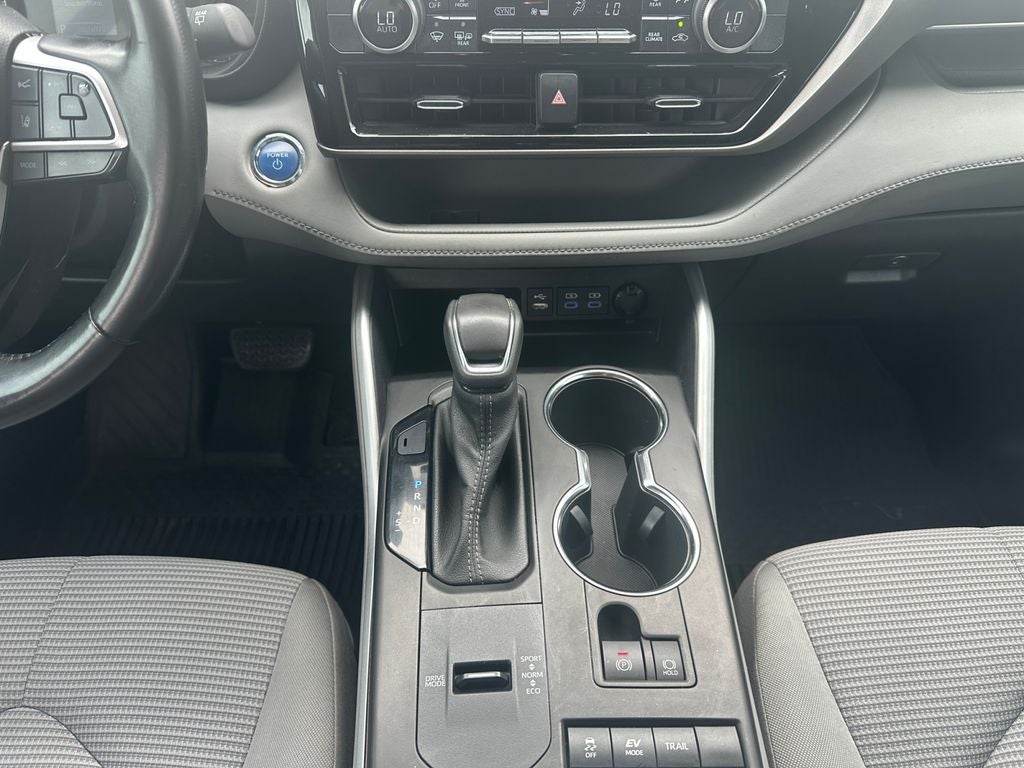 2022 Toyota Highlander Hybrid LE