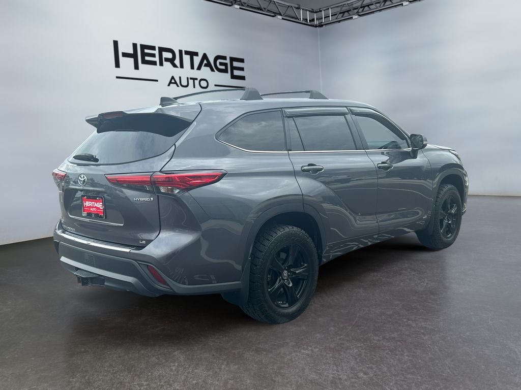 2022 Toyota Highlander Hybrid LE