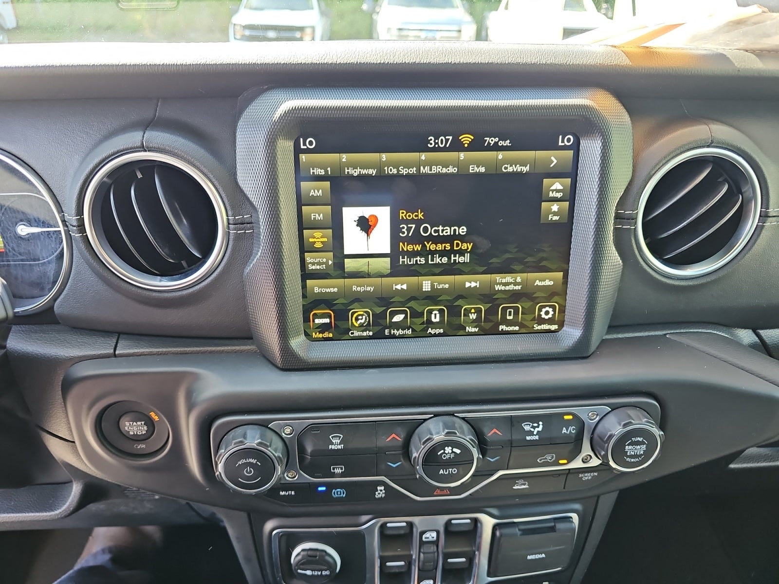 2023 Jeep Wrangler Sahara 4x4