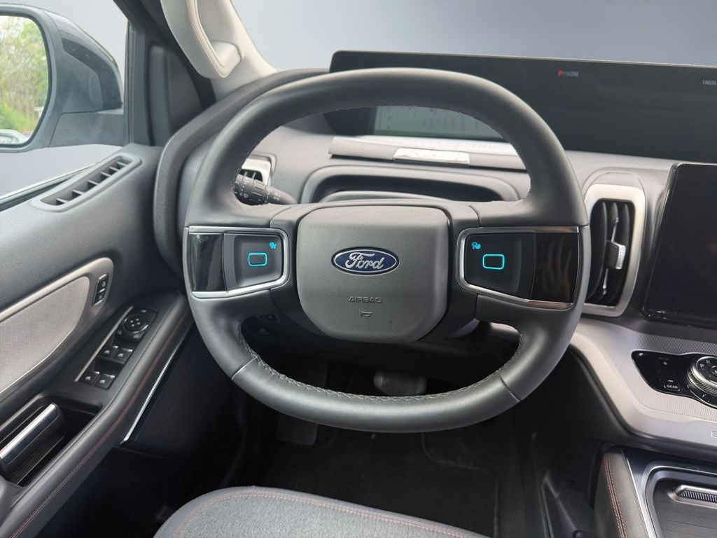 2025 Ford Expedition Active MAX