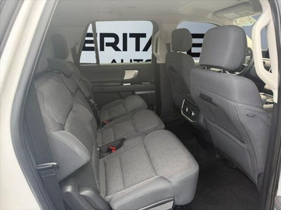 2025 Ford Expedition Active MAX