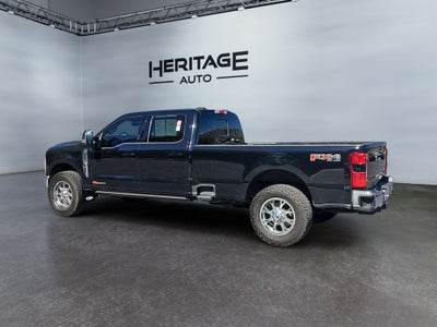 2023 Ford F-350 LARIAT