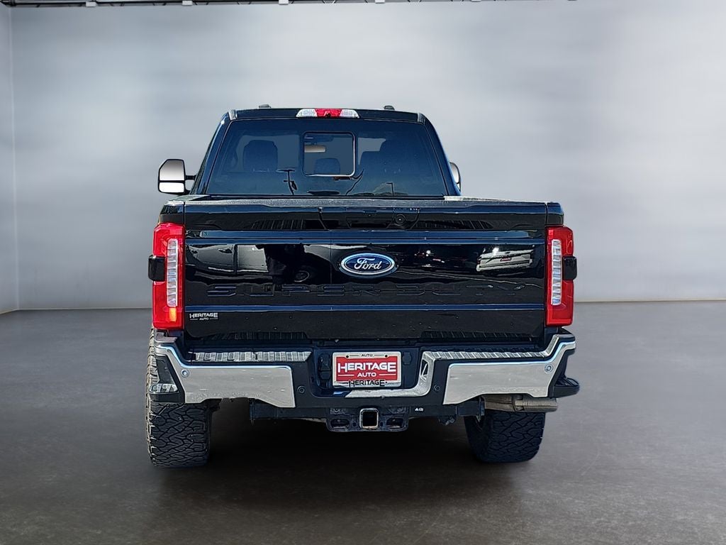 2023 Ford F-350 LARIAT