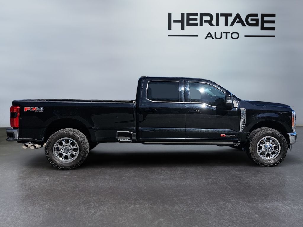 2023 Ford F-350 LARIAT