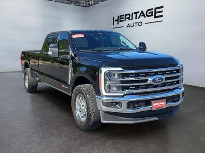 2023 Ford F-350 LARIAT