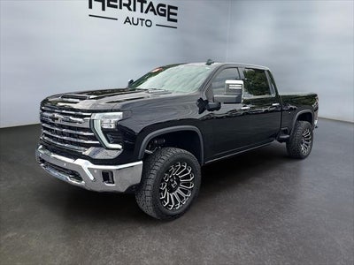 2024 Chevrolet Silverado 4WD Crew Cab Standard Bed LTZ