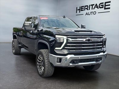 2024 Chevrolet Silverado 4WD Crew Cab Standard Bed LTZ