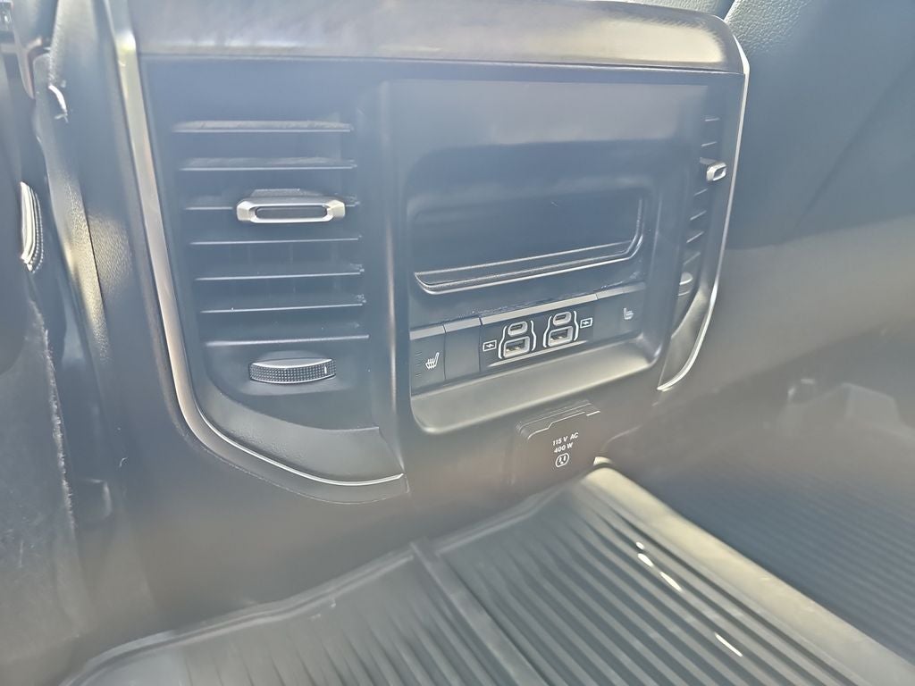 2025 RAM 3500 Laramie Crew Cab 4x4 8' Box