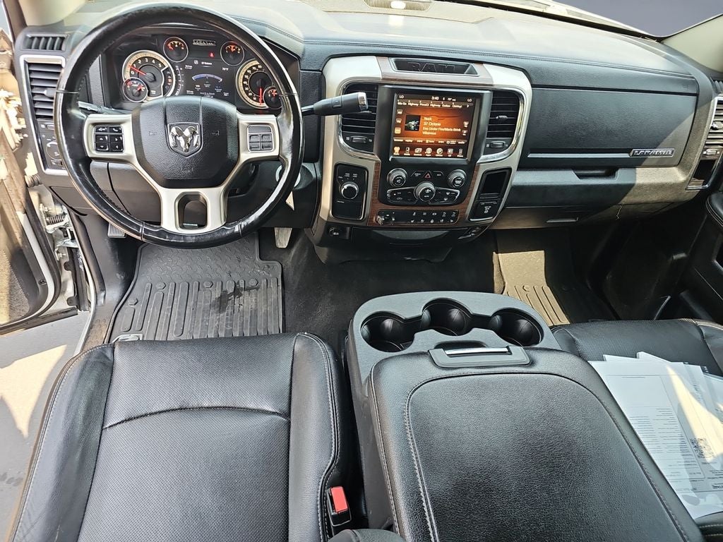 2017 RAM 2500 Laramie Crew Cab 4x4 6'4' Box